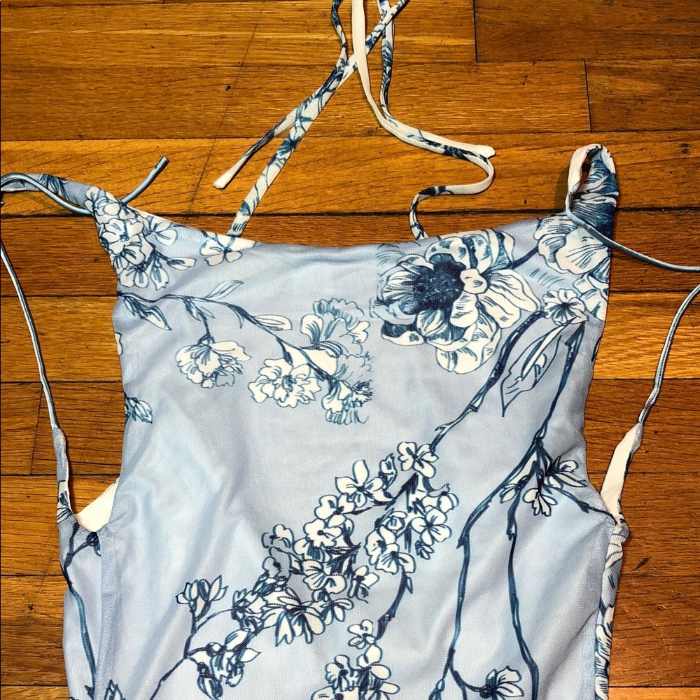 Tiger Mist Cambell Mesh Corset Crop Top in Ceramic Floral Blue, US size 0 - Picture 10 of 14
